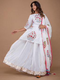 Lavanya The Label - White Block Print Lehenga Kurti With Dupatta (Set of 3)
