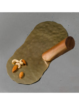 Living With Elan - The Khurpa Copper Serving Platter(Brass Finish)