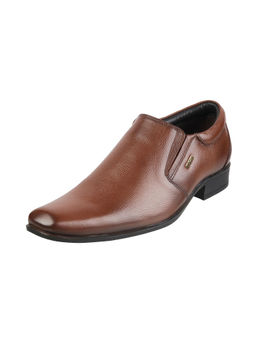 Mochi - Tan Pu Slip-on Shoes
