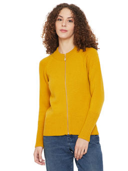 Madame - Solid Round Neck Casual Women Gold Sweater
