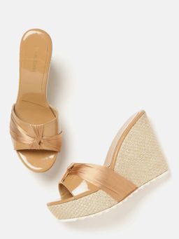 Marc Loire - Solid Beige Wedges