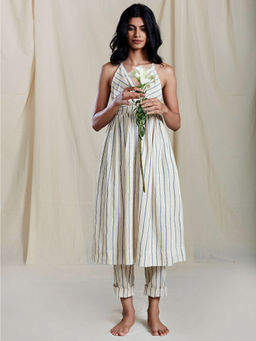 Mati - Off White Vaya Aakaar Striped Kurta - Customisable