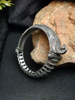 Moedbuille - Filigree Work Temple Design Antique Silver Plated Handcrafted Bracelet
