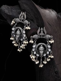Moedbuille - Ganesha Look Temple Design Stone & Pearls Studded Oxidised Silver Plated Earrings