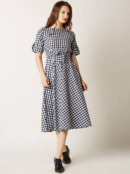 Miss Chase - Navy Blue Round Neck Midi Dress