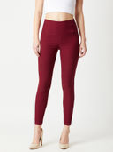 Maroon color option, Currently selected