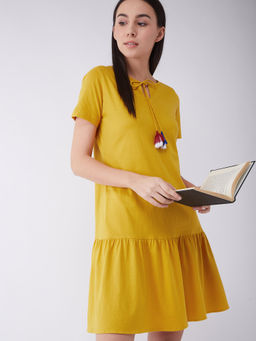 Miss Chase - Mustard Solid Dress