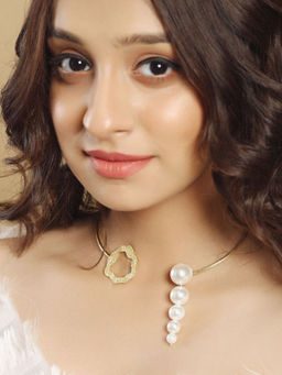 Mitali Jain - Audrey Gold Statement Choker