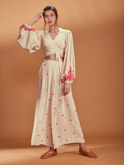 Mati - Off White Vagola Aakaar Top - Customisable