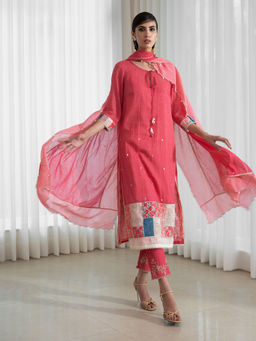 MANDIRA WIRK - Pink Kurta (Set of 3)