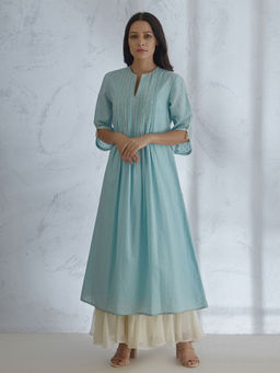 MANDIRA WIRK - Blue Kurta With Pin Tuck Detailing And Ivory Tiered Sharara (Set of 2)