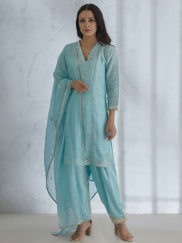 MANDIRA WIRK - Scalloped Kurta With Salwar And Dupatta (Set of 3)