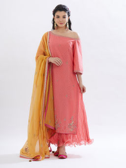MANDIRA WIRK - Coral Embroidered Kurta Set Of 2