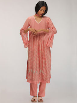 Myoho - Pink Embroidered Pintuck Kurta