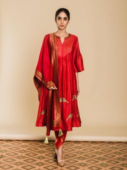 Myoho - Red Pintuck Embroidered Kurta