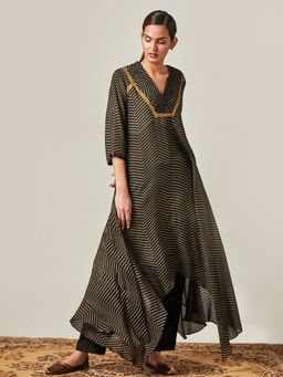 Myoho - Black Asymmetric Kurta