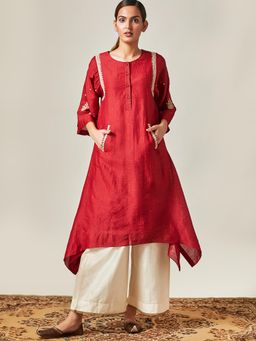 Myoho - Red Muga Kurta