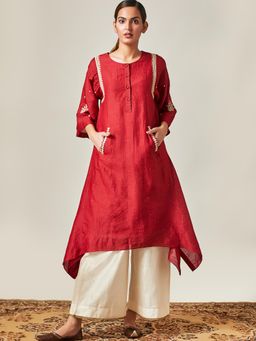 Myoho - Red Embroidered Kurta