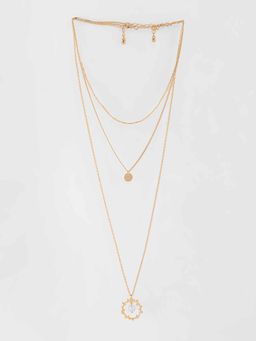 Twenty Dresses by Nykaa Fashion - Centre Of Attraction Layered Necklace