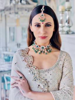 Prerto - Gold Plated Green Evaine Maangtikka