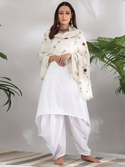 Akiso - Off White Japanese Cherry Blossom