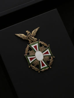 Cosa Nostraa - The Thompson Brooch