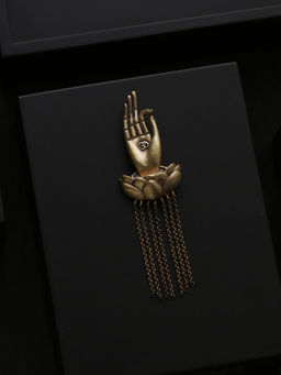 Cosa Nostraa - The Buddha-Blessing Brooch