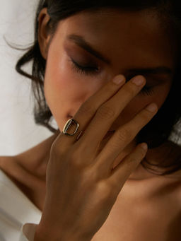 Pipa Bella by Nykaa Fashion - D Initial Gold Letter Ring