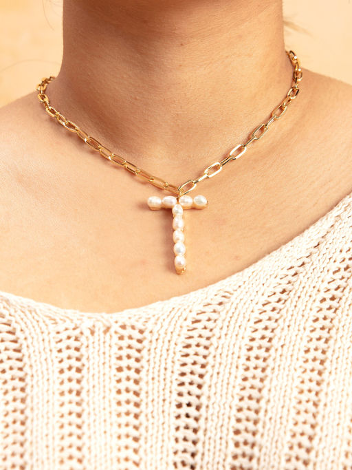 Pipa Bella by Nykaa Fashion Gold Pearl Studded T Initial Chain Necklace
