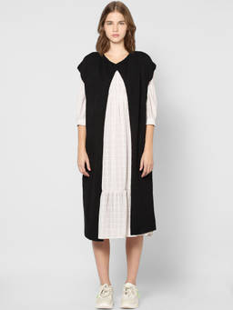 ONLY - Black Solid Regular Knits Cardigans