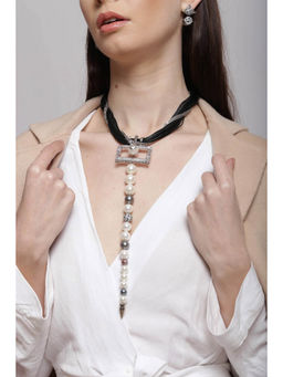 Outhouse - Silver The Lynx Necklace