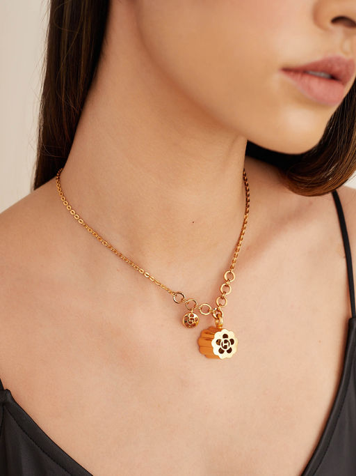 Outhouse Oh Poppi Quintuple Pendant