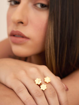 Outhouse - Oh Poppi Clump Ring