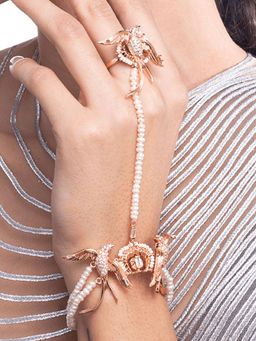 Outhouse - Envie Handharness