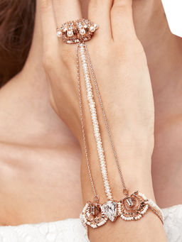 Outhouse - Pearl Lune Hand harness