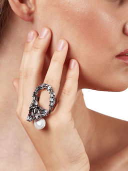 Outhouse - Rouge Noir Nail ring