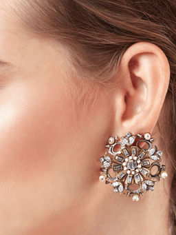 Outhouse - Cendrillon Noir Studs