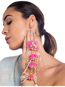 Outhouse - Faith & Flower Handharness