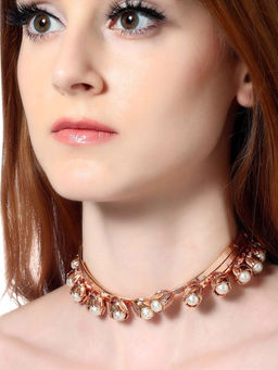 Outhouse - Pearl Wrap Choker