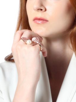 Outhouse - Pearl Gush Ring