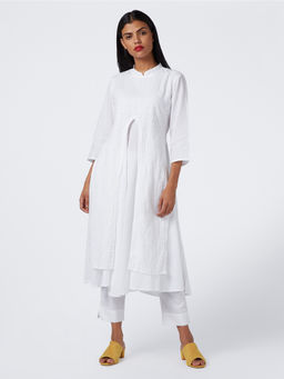 Okhai - Lakhnavi Chikankari Work Kurta