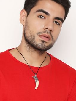 OOMPH - Silver Steel Wolf White Tooth Fashion Pendant Necklace For Men & Boys