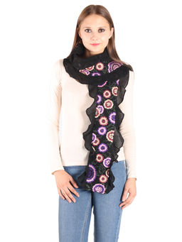 Owncraft - Black Detailing Scarf