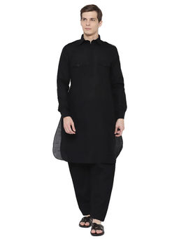 SG LEMAN - Black Solid Kurta (Set of 2)
