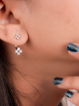 Praavy - 925 Sterling Silver Floral Front Back Earrings. (P19E0120)