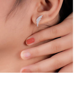 Praavy - 925 Sterling Silver Tiny Stud Earrings. (P19E0124)