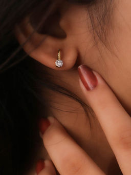 Praavy - 925 Sterling Silver Silver Trace of Sun Earrings platted in Yellow Gold. (P19E0131)