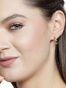 Praavy - 925 Sterling Silver In & Out Huggie Hoop Earrings platted in Rose Gold. (P19E0133)