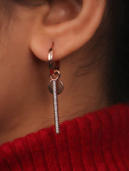 Praavy - 925 Sterling Silver Coin and Bar Earrings platted in Rose Gold. (P19E0134)