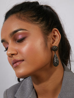 Pipa Bella by Nykaa Fashion - Tear-Drop Shaped Earring Embellished With Black Crystals